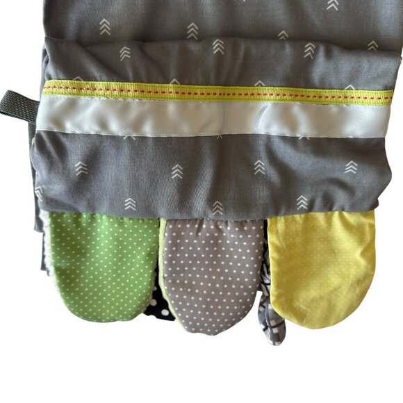 Demdaco Faith Activity Scarf Lightweight Pockets Textural Ribbons Mirror Crinkle - Picture 8 of 16